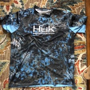 Mens huk size large